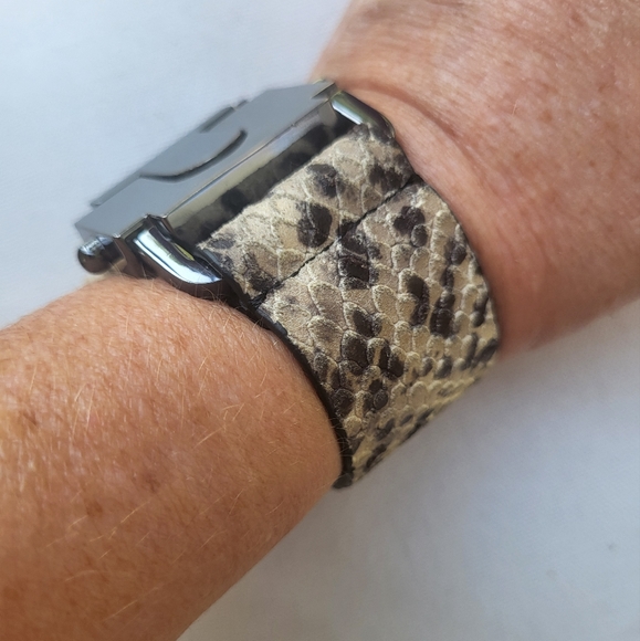 Absolutely Gorgeous All Saints Snake Skin Bracelet Cuff 😍 - Picture 8 of 9